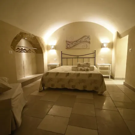 Corte Cantalupi 3* גאליפולי